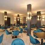 Cavour 30tre - Moderno Per Tradizione 3* Stresa