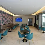 Cavour 30tre - Moderno Per Tradizione 3*