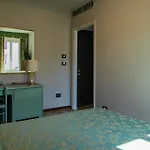 Cavour 30tre - Moderno Per Tradizione Hotel Stresa