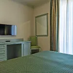 Cavour 30tre - Moderno Per Tradizione 3*