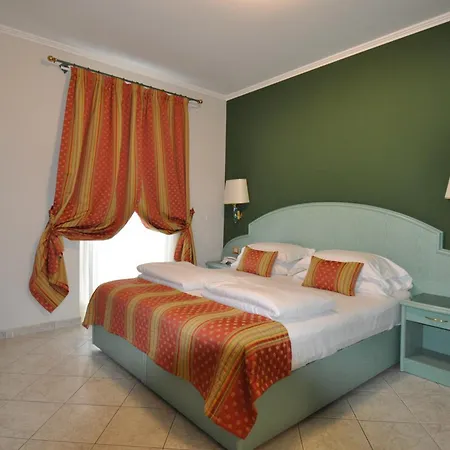 Hotel Moderno Stresa