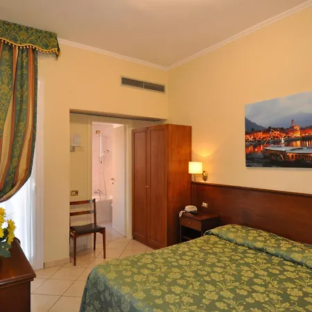 Hotel Moderno