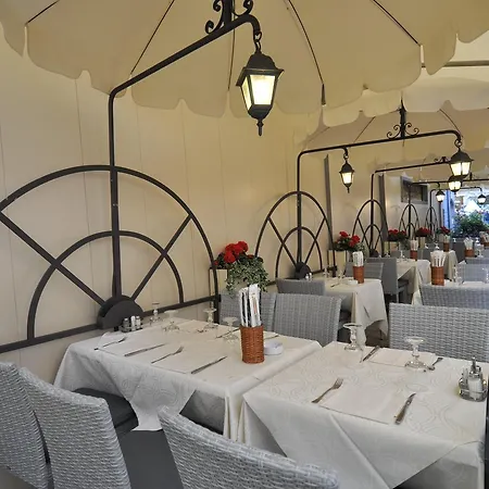 Moderno Hotel Stresa