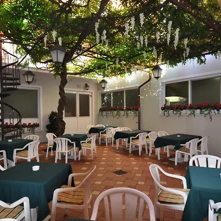 Moderno Hotel Stresa