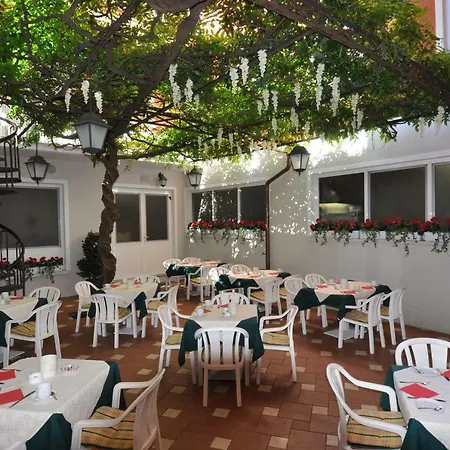 Hotel Moderno Stresa