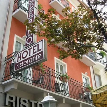 Moderno Hotel