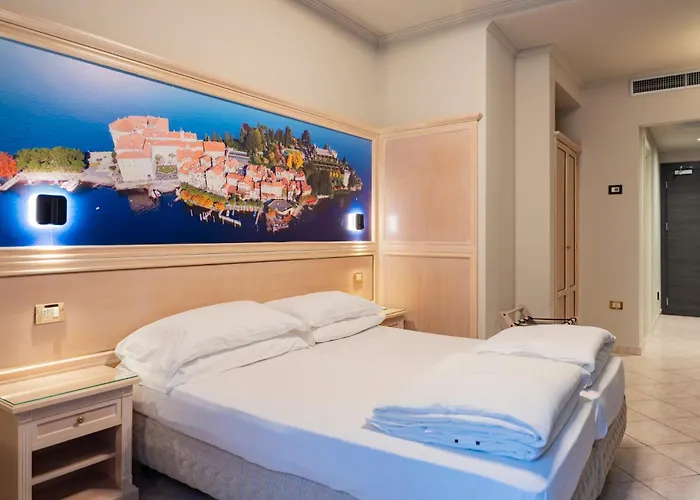 Hotel Cavour 30tre - Moderno