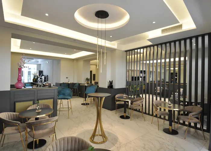 Cavour 30tre - Moderno Hotel