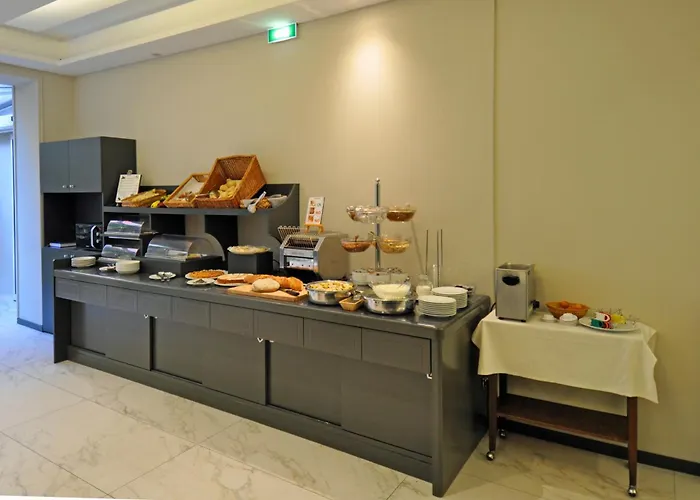 Cavour 30tre - Moderno ストレーザ