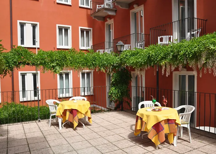 Hotel Cavour 30tre - Moderno 3*