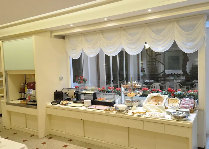 Cavour 30tre - Moderno Hotel Stresa