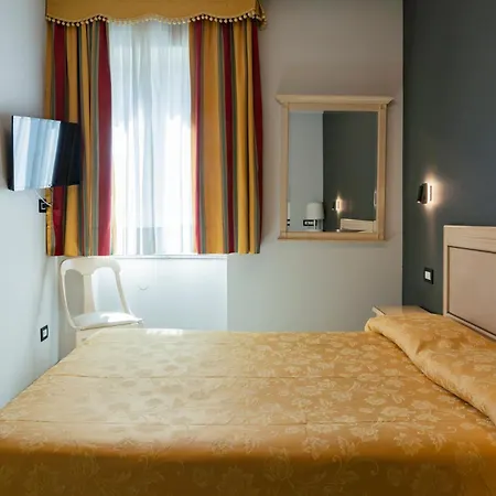 فندق Cavour 30tre - Moderno