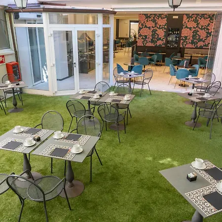 Cavour 30tre - Moderno