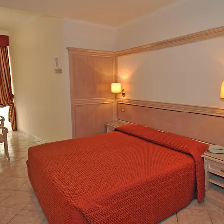 فندق Cavour 30tre - Moderno