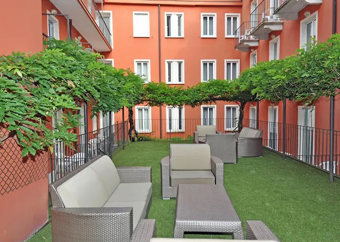 Szálloda Cavour 30tre - Moderno 3*