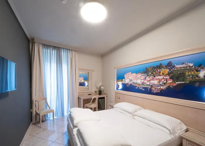 Cavour 30tre - Moderno Szálloda