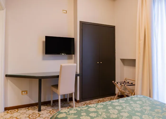 Szálloda Cavour 30tre - Moderno Stresa