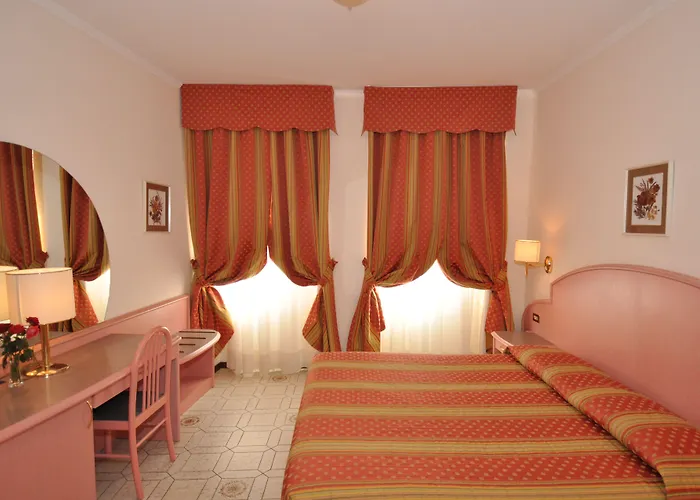 Cavour 30tre - Moderno Szálloda Stresa