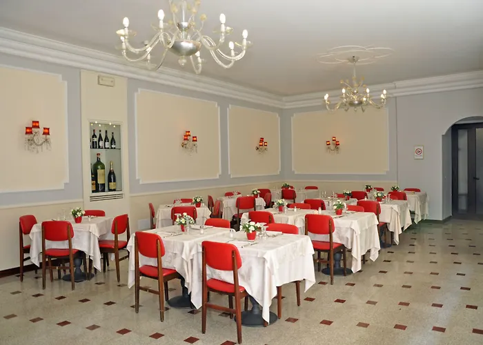 Cavour 30tre - Moderno 3*